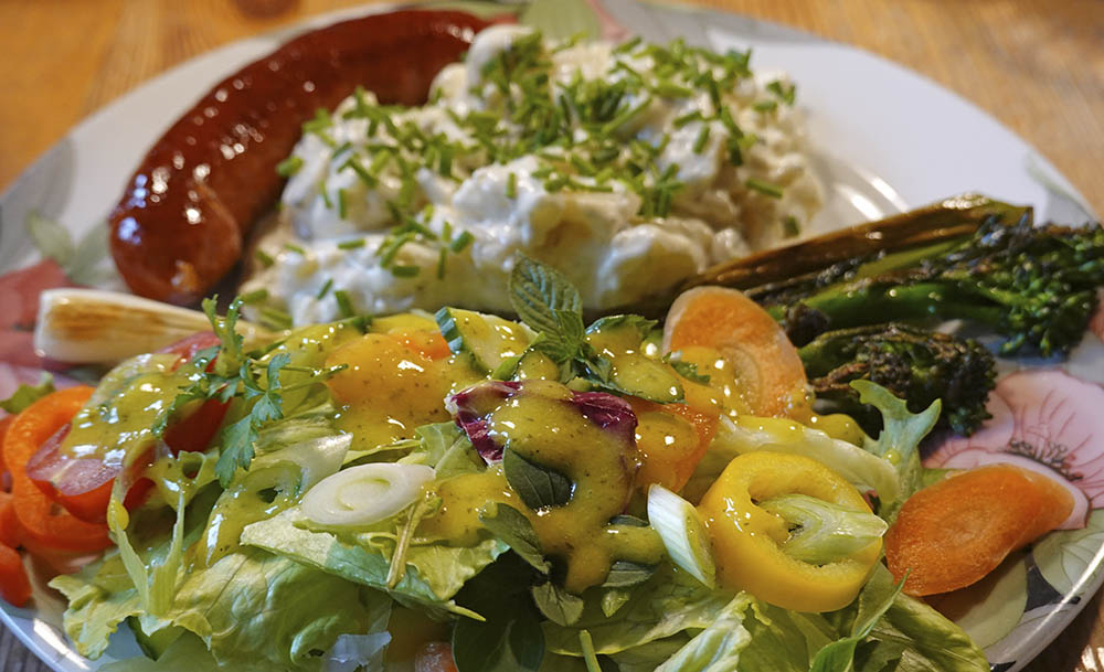 Tallerken med bla. for�rsl�g i salat