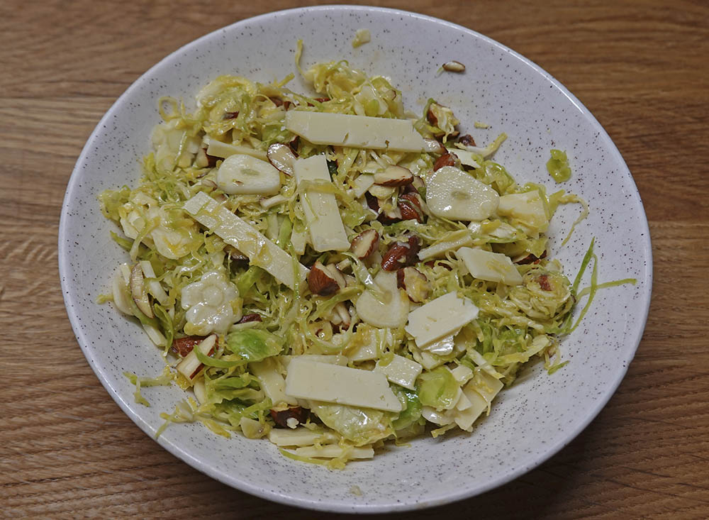 R�kostsalat med rosenk�l