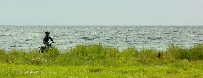 Aske p� cykeltur med DCF p� Sams�